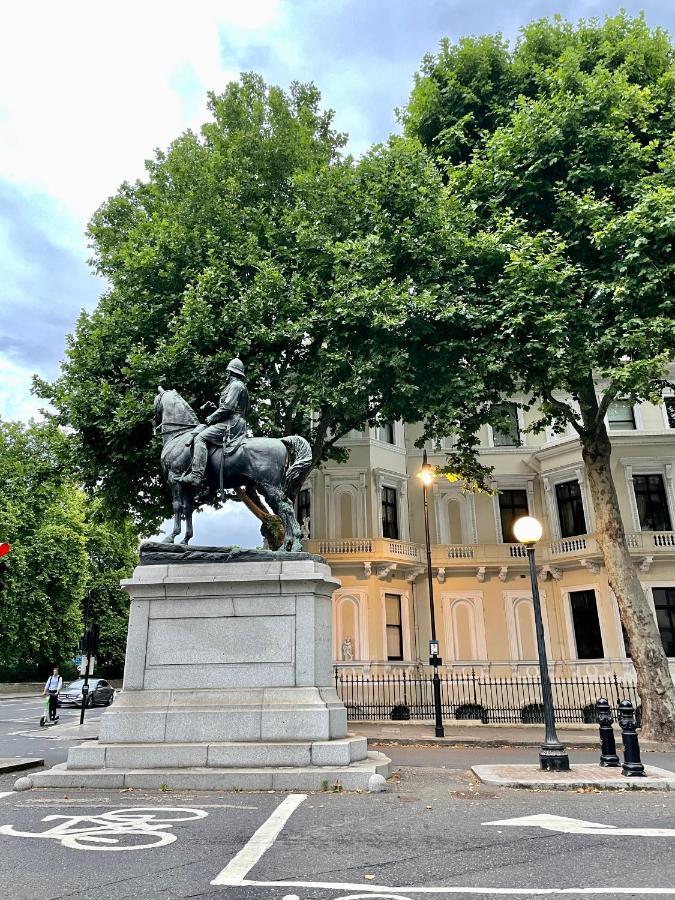 Super In Kensington Next To Hyde Park Londra